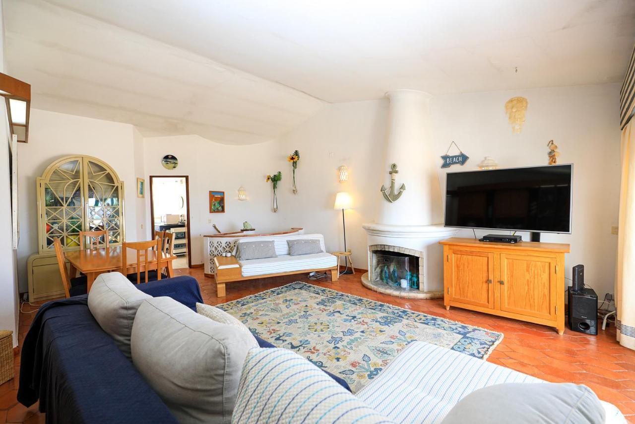 C22 - Beco Do Poco Beach Townhouse In Senhora da Luz מראה חיצוני תמונה
