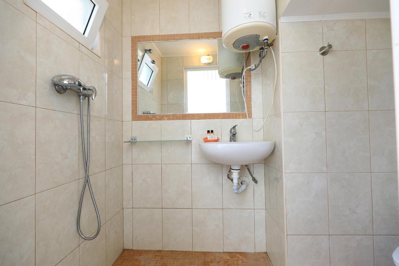 C22 - Beco Do Poco Beach Townhouse In Senhora da Luz מראה חיצוני תמונה