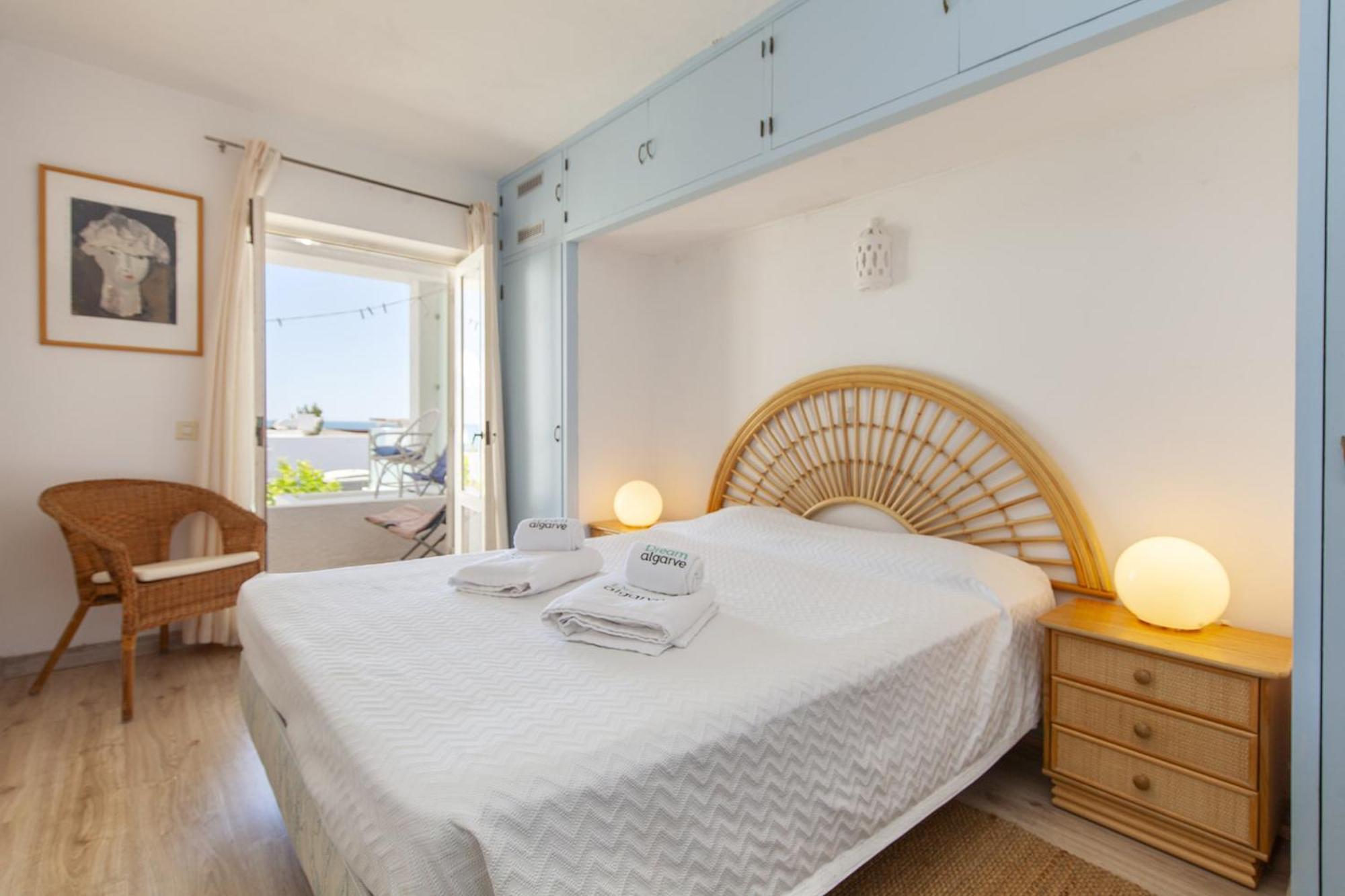 C22 - Beco Do Poco Beach Townhouse In Senhora da Luz מראה חיצוני תמונה