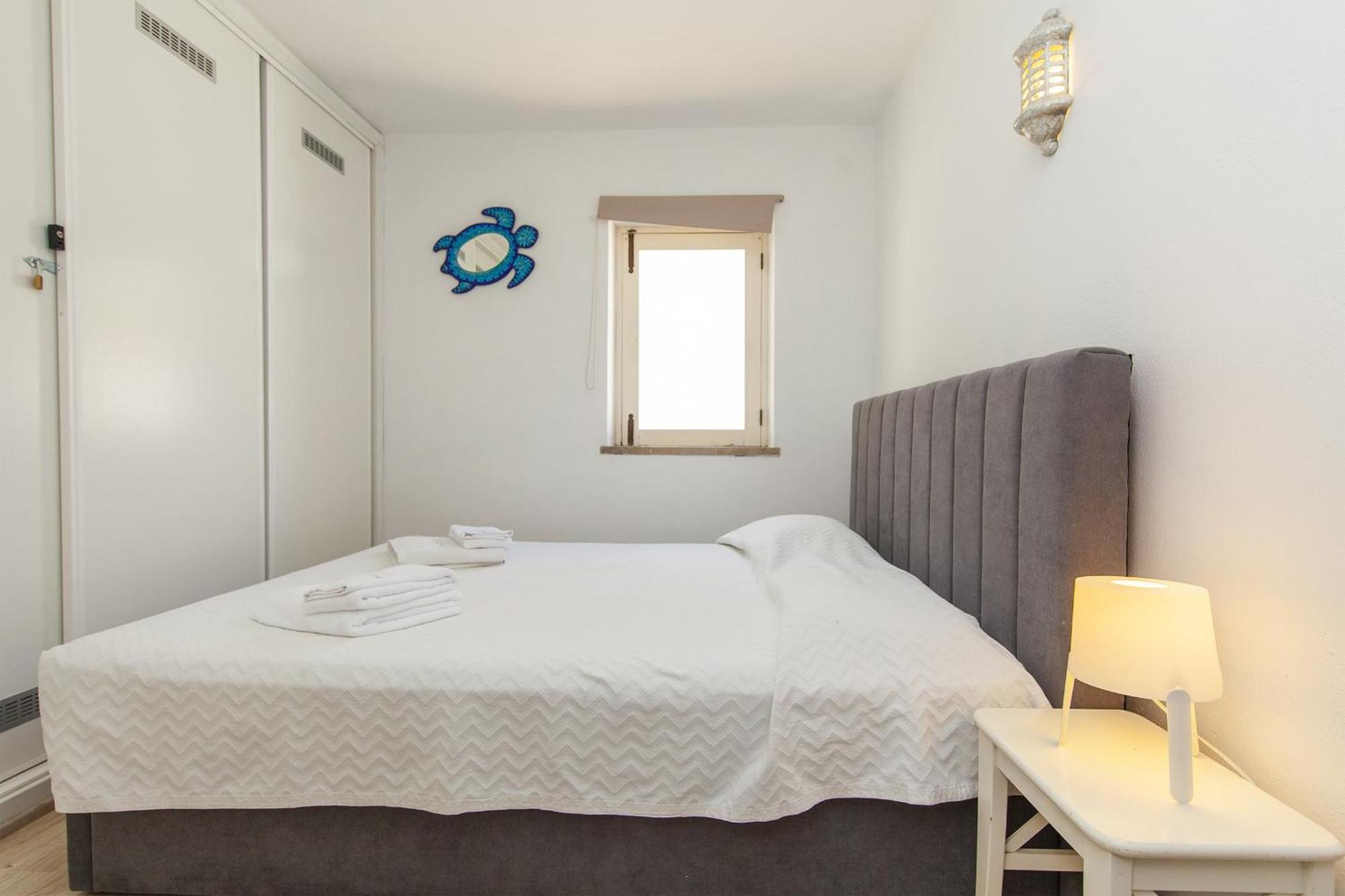 C22 - Beco Do Poco Beach Townhouse In Senhora da Luz מראה חיצוני תמונה